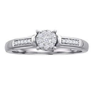 Diamond promise ring w/ heart shaped sapphire